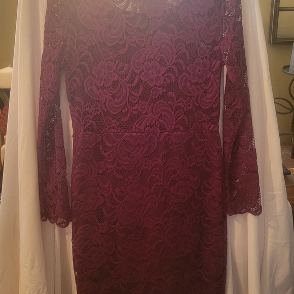 SUMMER DRESSES - Picture 17 of 17